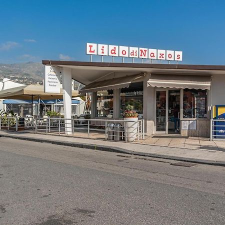 ジャルディーニ・ナクソスNaxos Bay Flat With Terrace 50 Meters From The Seaアパートメント エクステリア 写真